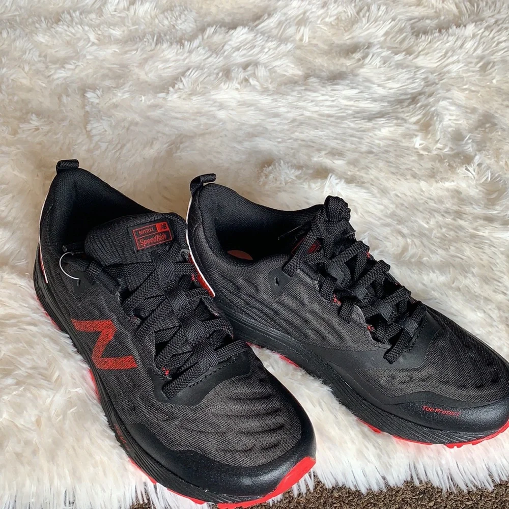 New balance big boys‎ Speedride Nítrel sneakers, size 4